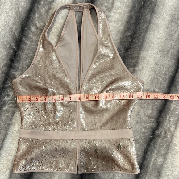 Halter top with sequins size 2. - Picture 3 of 6